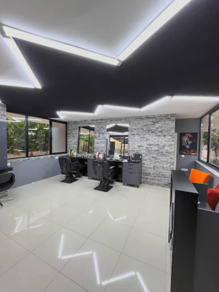BERKAY TORLAK HAIR STUDIO fotoğrafı